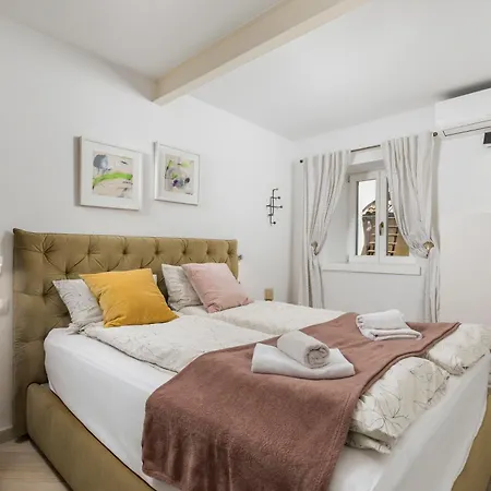 Appartement Secret Steps