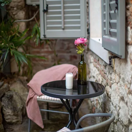 Apartment Secret Steps *
